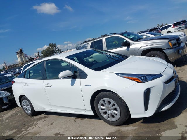 Toyota Prius Le 2022 JTDKAMFU1N3174236 Image 13