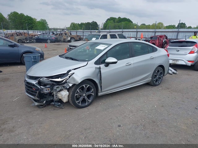 Chevrolet CRUZE LT 2019 1G1BE5SM8K7140405 Image 2
