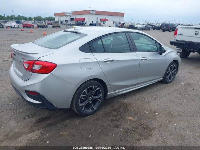 Chevrolet CRUZE LT 2019 1G1BE5SM8K7140405 Image 4