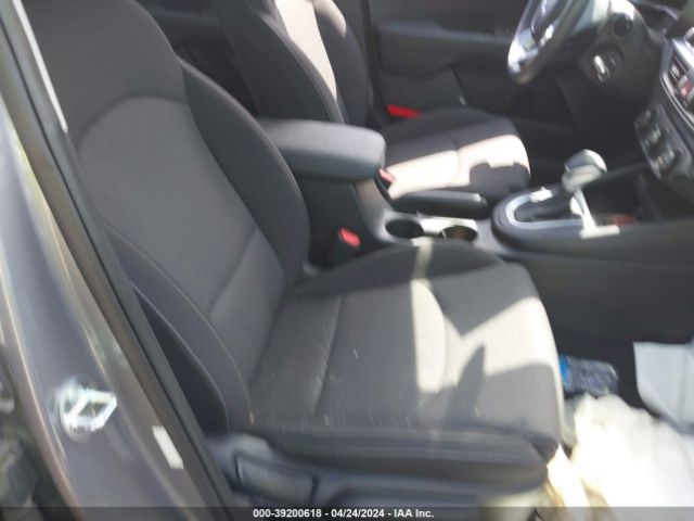 3KPF24AD9PE683184 KIA Forte Lxs