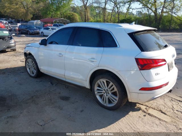 WA1CNAFY7J2224898 Audi Q5 2.0t Premium/2.0t Tech Premium