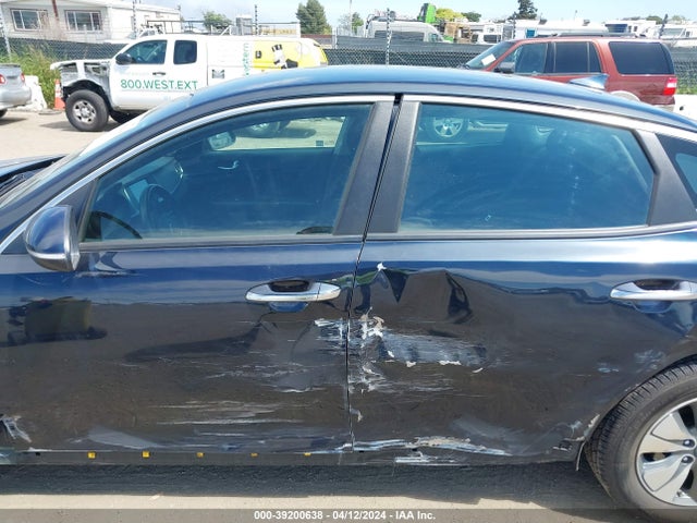 KIA Optima Hybrid Premium 2018 KNAGT4LE5J5023439 Image 14
