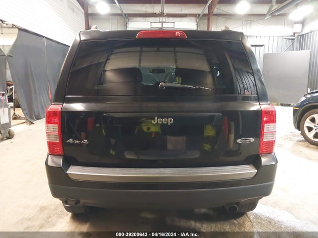 1C4NJRBB2GD673672 Jeep Patriot Sport Se