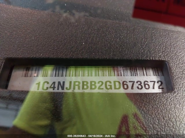 1C4NJRBB2GD673672 Jeep Patriot Sport Se