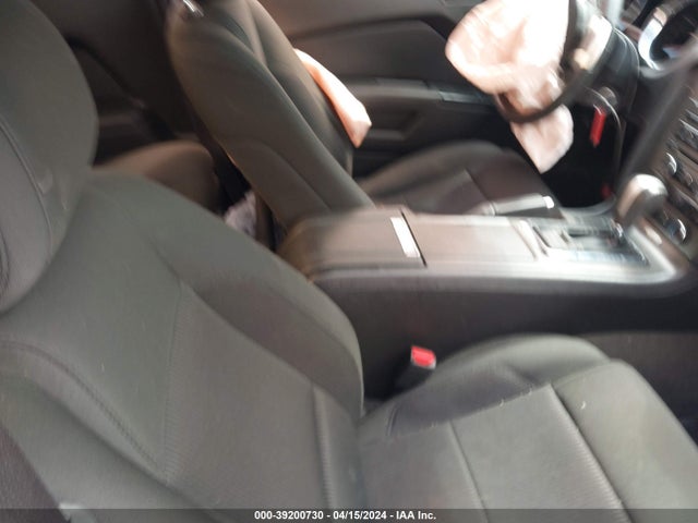 Ford Mustang V6 2014 1ZVBP8AM9E5316069 Image 5