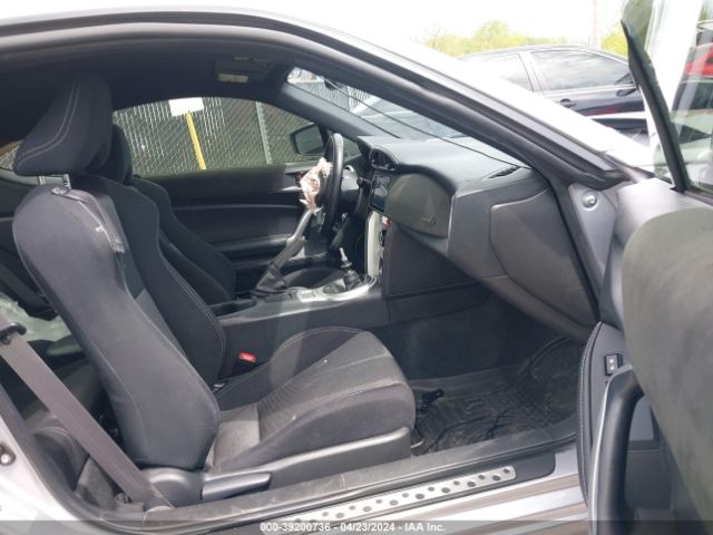 JF1ZNAA15L9751526 Toyota 86