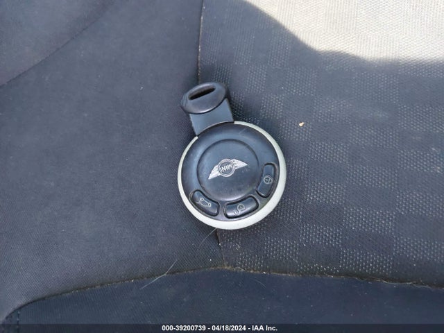 2007 MINI COOPER WMWMF33507TU63240 Photo 10