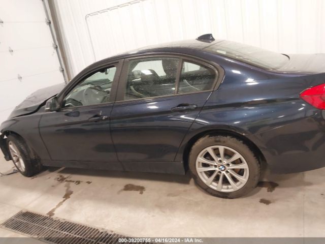 WBA8A3C3XHA066890 BMW 320i Xdrive