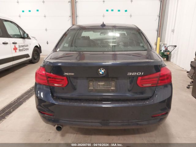 WBA8A3C3XHA066890 BMW 320i Xdrive