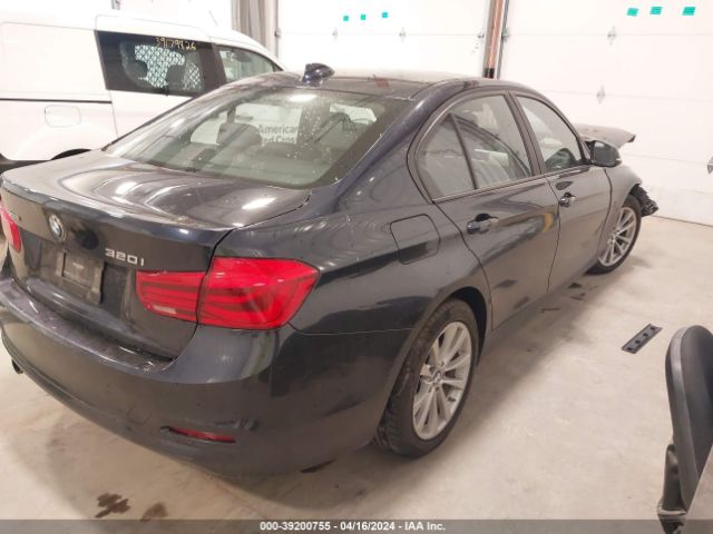 WBA8A3C3XHA066890 BMW 320i Xdrive