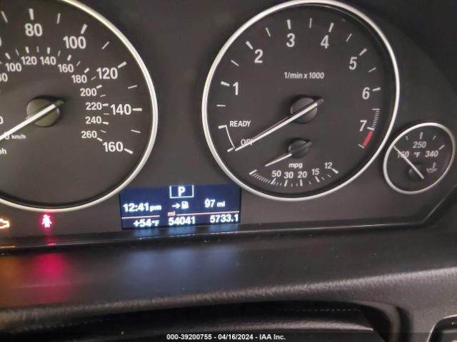 WBA8A3C3XHA066890 BMW 320i Xdrive