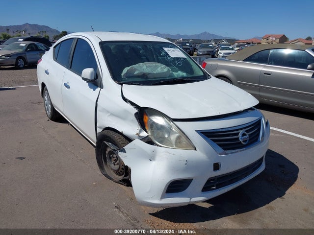 Nissan Versa 1.6 Sv 2014 3N1CN7AP2EL835114 zdjęcie główne
