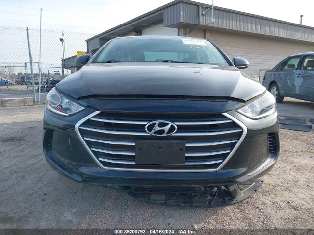 Hyundai ELANTRA SE 2018 5NPD74LF6JH274375 Image 13