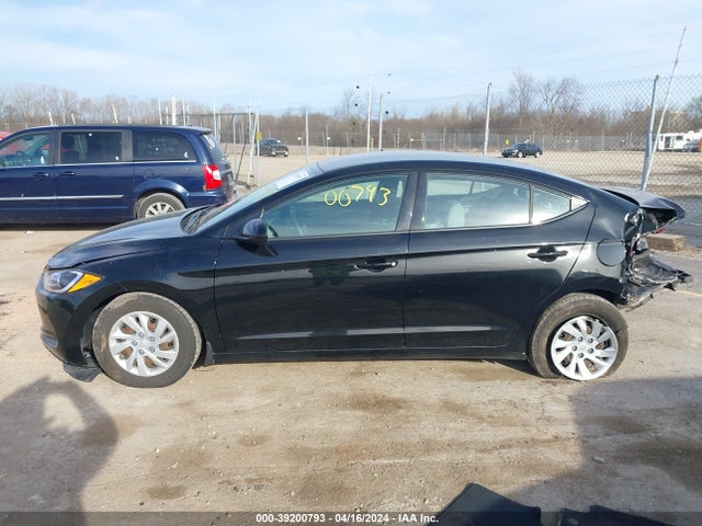 Hyundai ELANTRA SE 2018 5NPD74LF6JH274375 Image 15