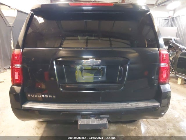 Chevrolet Suburban 1500 Lt 2015 1GNSCJKC8FR146669 Image 17
