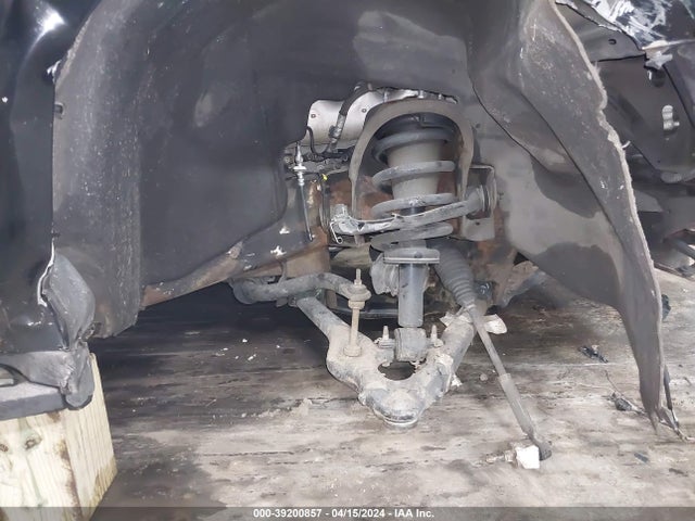 Chevrolet Suburban 1500 Lt 2015 1GNSCJKC8FR146669 Image 18