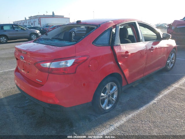 Ford FOCUS SE 2014 1FADP3F21EL108792 Image 4