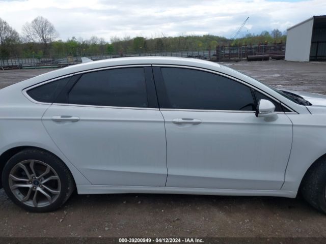 3FA6P0CD9KR150055 Ford FUSION SEL