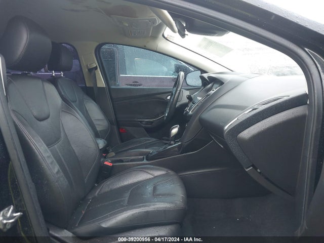 Ford Focus Titanium 2015 1FADP3N24FL379297 Image 5