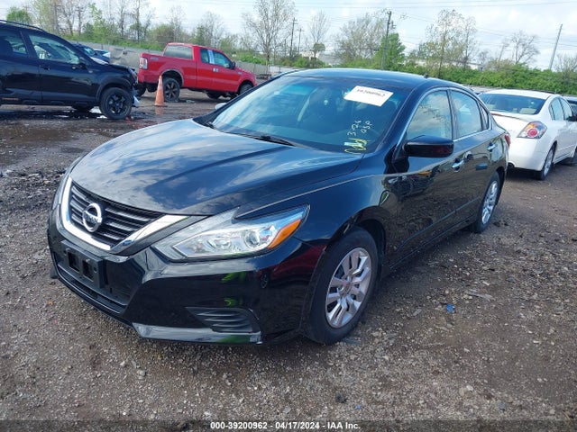 Nissan Altima 2.5 S 2018 1N4AL3AP4JC471373 Image 2