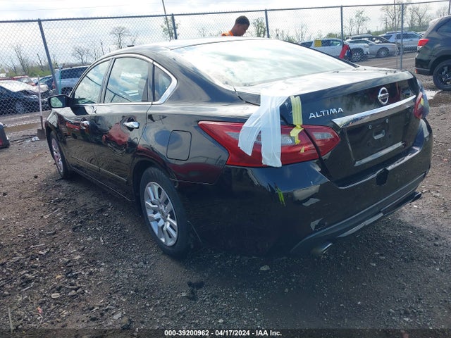 Nissan Altima 2.5 S 2018 1N4AL3AP4JC471373 Image 3