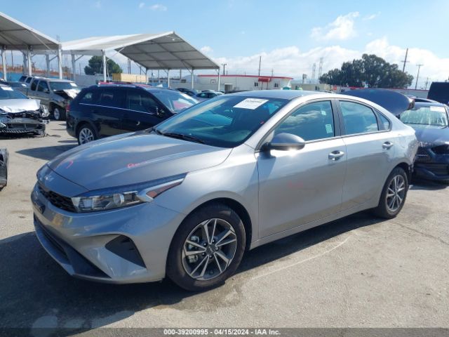 3KPF24AD8PE536841 KIA Forte Lxs