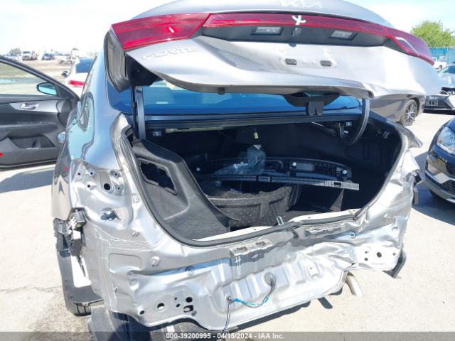 3KPF24AD8PE536841 KIA Forte Lxs