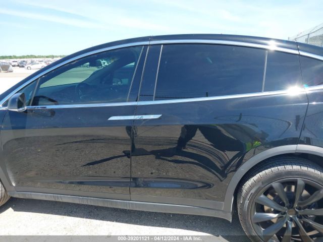 5YJXCBE26GF012175 Tesla Model X 60d/70d/75d/90d/p100d