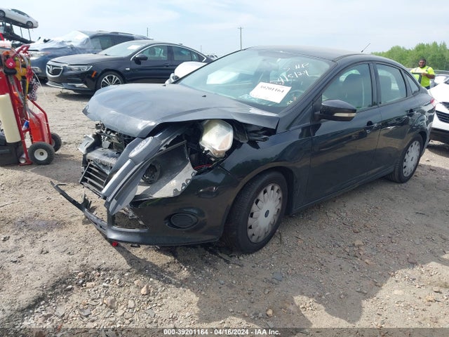 Ford FOCUS SE 2014 1FADP3F24EL351531 Image 2