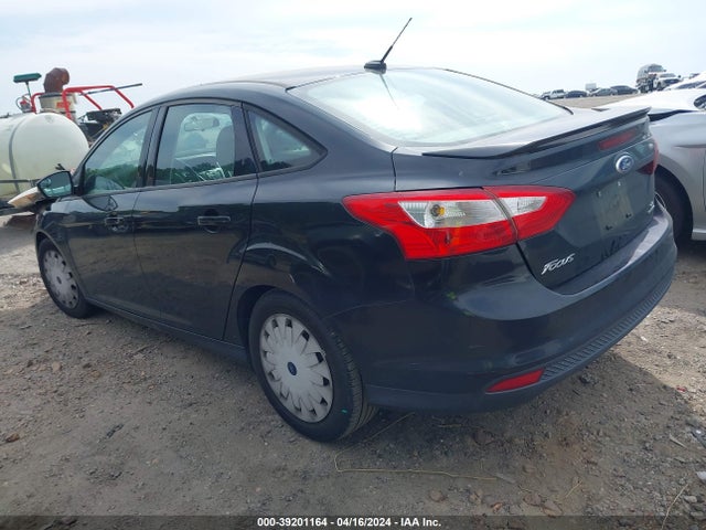 Ford FOCUS SE 2014 1FADP3F24EL351531 Image 3