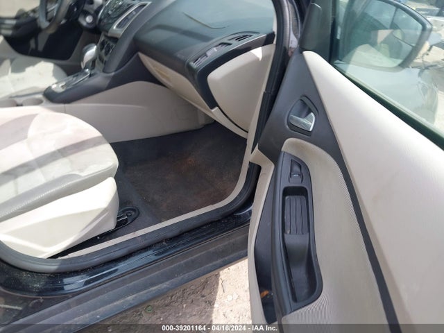 Ford FOCUS SE 2014 1FADP3F24EL351531 Image 5