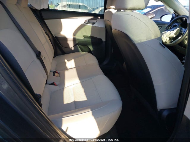 KIA Forte Lxs 2022 3KPF24AD7NE493672 Image 8