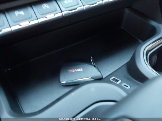 1GTUUEEL6PZ237944 GMC Sierra 1500 4wd  Standard Box At4