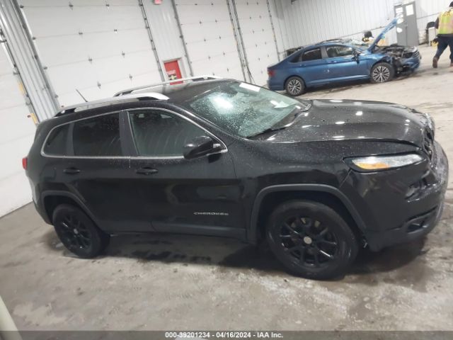 1C4PJMCB9FW675514 Jeep Cherokee Latitude