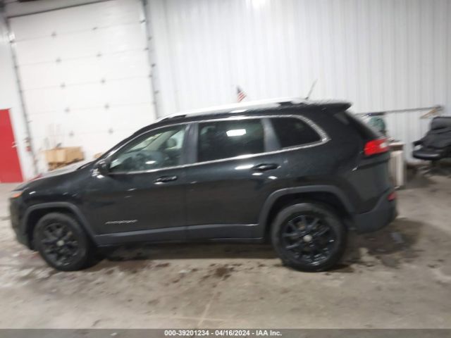 1C4PJMCB9FW675514 Jeep Cherokee Latitude