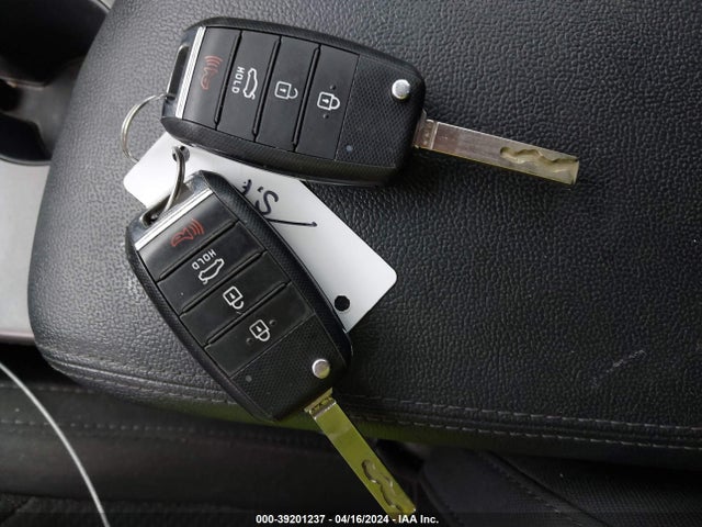 KIA Optima Lx 2016 5XXGT4L3XGG060931 Image 11