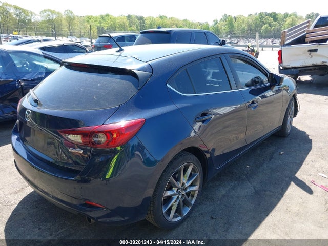 3MZBN1L32JM251992 Mazda Mazda3 Touring