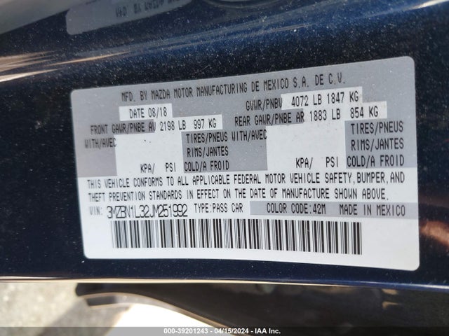 3MZBN1L32JM251992 Mazda Mazda3 Touring