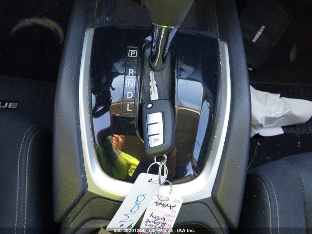 Nissan ROGUE S 2016 JN8AT2MT4GW004642 Image 11
