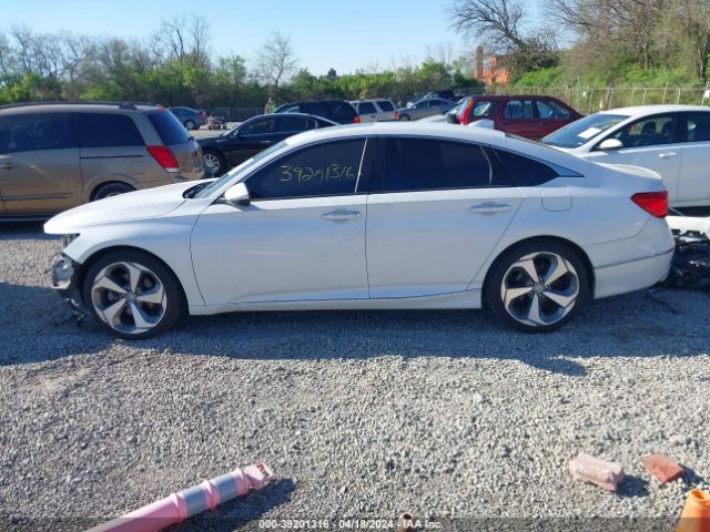 1HGCV2F92JA054395 Honda Accord Touring 2.0t