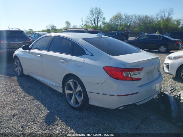 1HGCV2F92JA054395 Honda Accord Touring 2.0t
