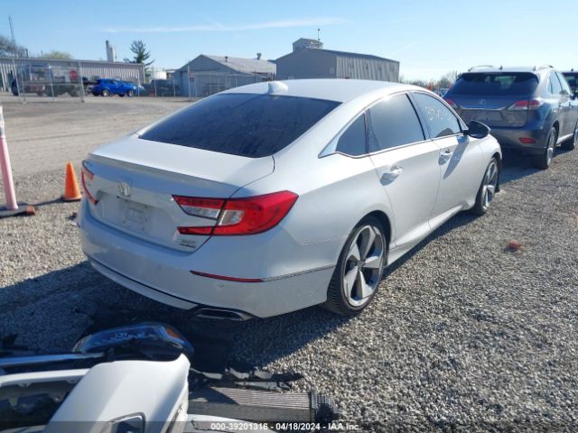 1HGCV2F92JA054395 Honda Accord Touring 2.0t