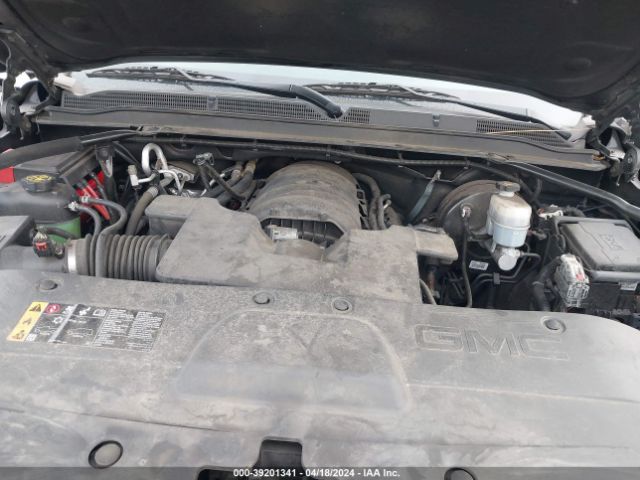 1GKS1FKC8KR275022 GMC Yukon Xl Sle