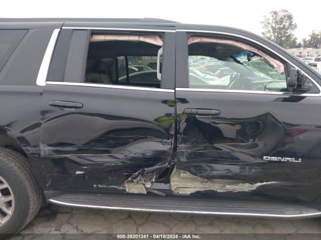 1GKS1FKC8KR275022 GMC Yukon Xl Sle