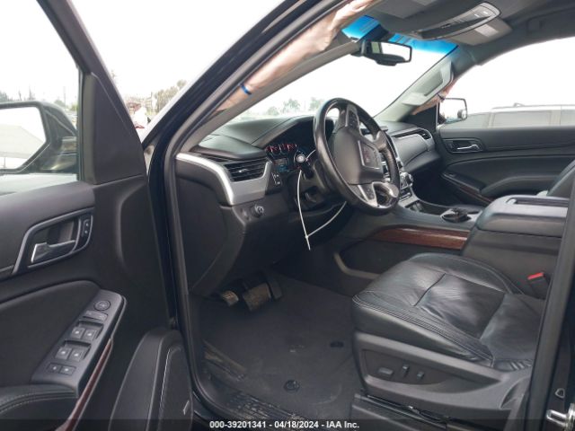 1GKS1FKC8KR275022 GMC Yukon Xl Sle