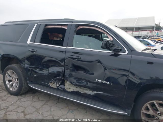 1GKS1FKC8KR275022 GMC Yukon Xl Sle