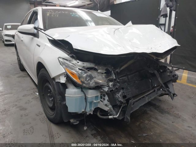 4T1BD1FKXFU172965 Toyota Camry Hybrid Le