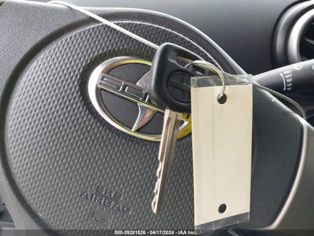 Scion XB 2015 JTLZE4FEXFJ071569 Image 11
