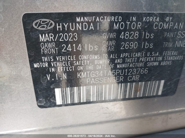 Genesis G70 2.0t Awd 2023 KMTG34TA5PU123766 Image 9