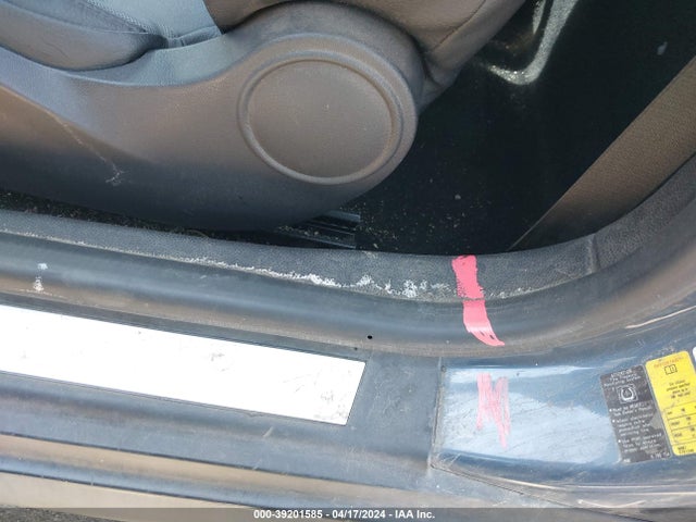 2010 MINI COOPER S WMWMF7C54ATZ73976 Photo 5